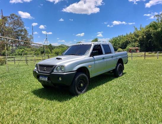 MITSUBISHI L200 2.5 GL 4X4 CD 8V TURBO DIESEL 4P MANUAL MITSUBISHI L200 2.5 GL 4X4 CD 8V TURBO DIESEL 4P MANUAL